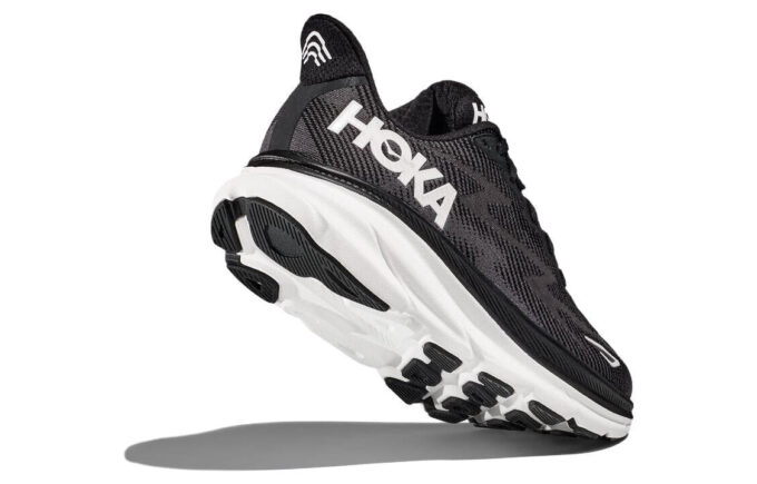 Clifton 9 ‘Black White’