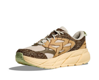 Clifton L Suede ‘Oat Milk Pollen’