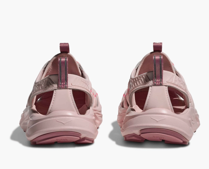 HOKA ONE ONE HOKA Essential Hoodie HOKA ONE ONE HOKA Essential Hoodie