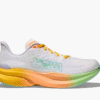 HOKA ONE ONE Mach 6