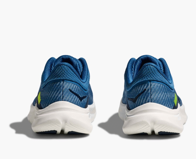 HOKA ONE ONE Skyflow