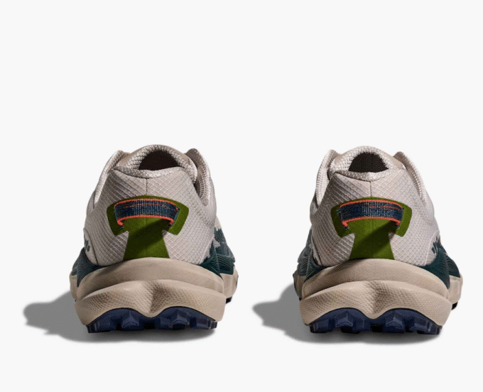 HOKA ONE ONE Tecsky Waterproof Jacket HOKA ONE ONE Tecsky Waterproof Jacket