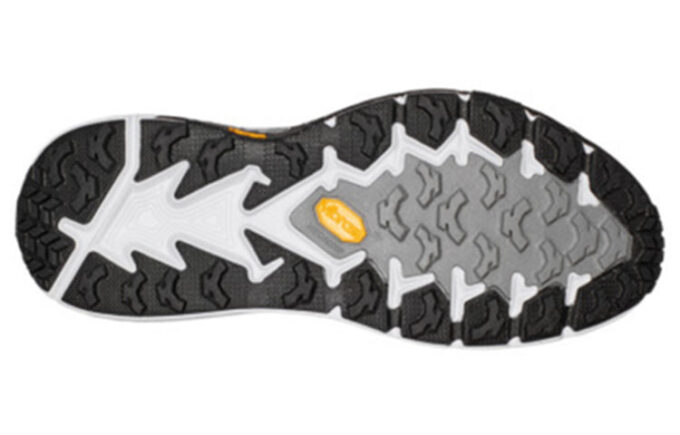 Speedgoat 4 ‘Black White’