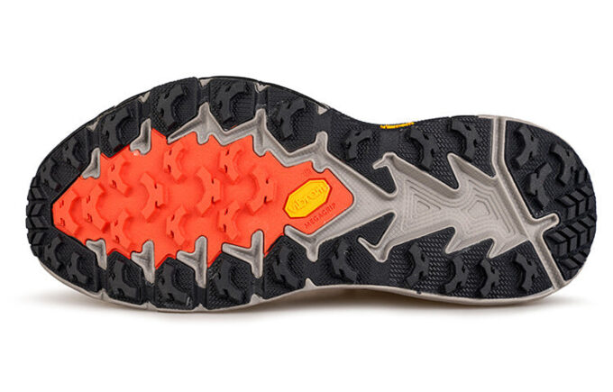 Speedgoat 4 Wide ‘Dark Gull Grey’