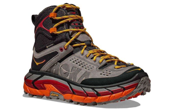 Tor Ultra High GORE-TEX ‘Black Chili Pepper’